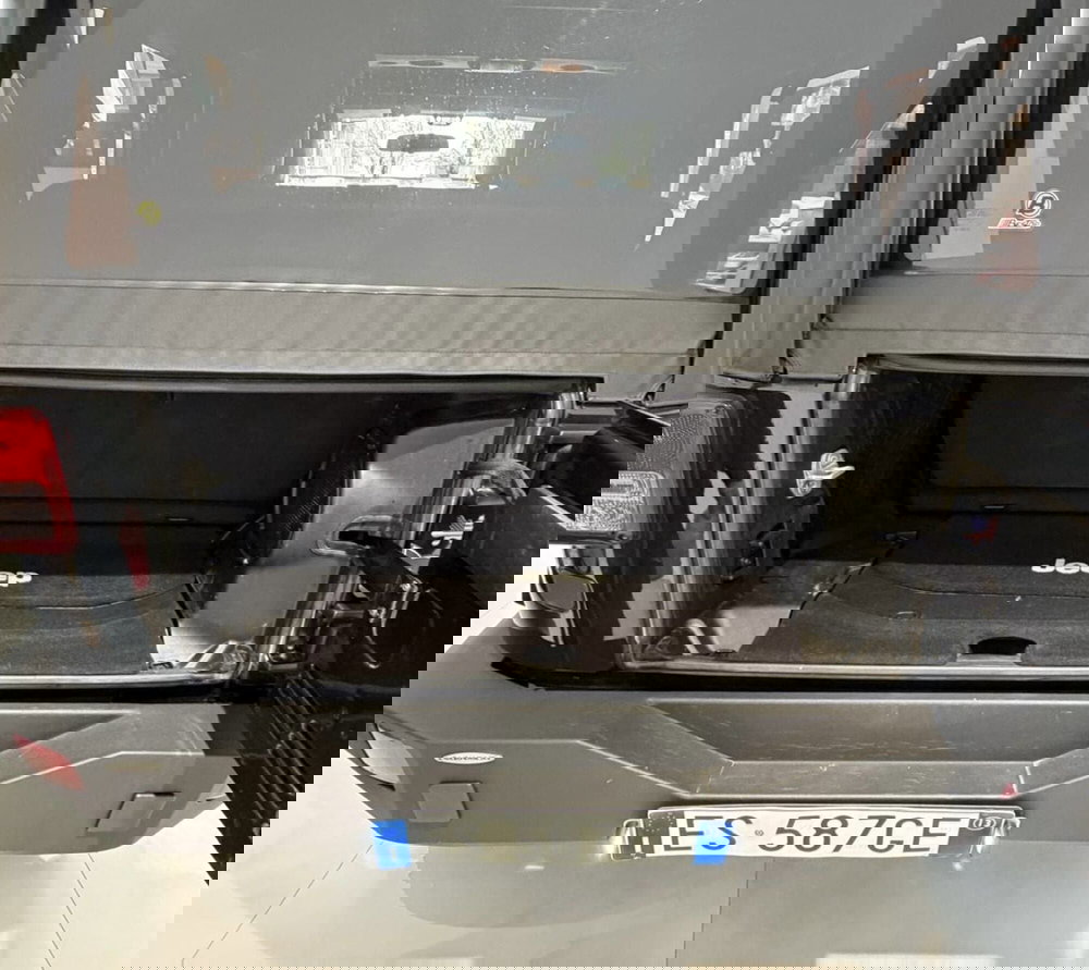 Jeep Wrangler usata a Parma (16)