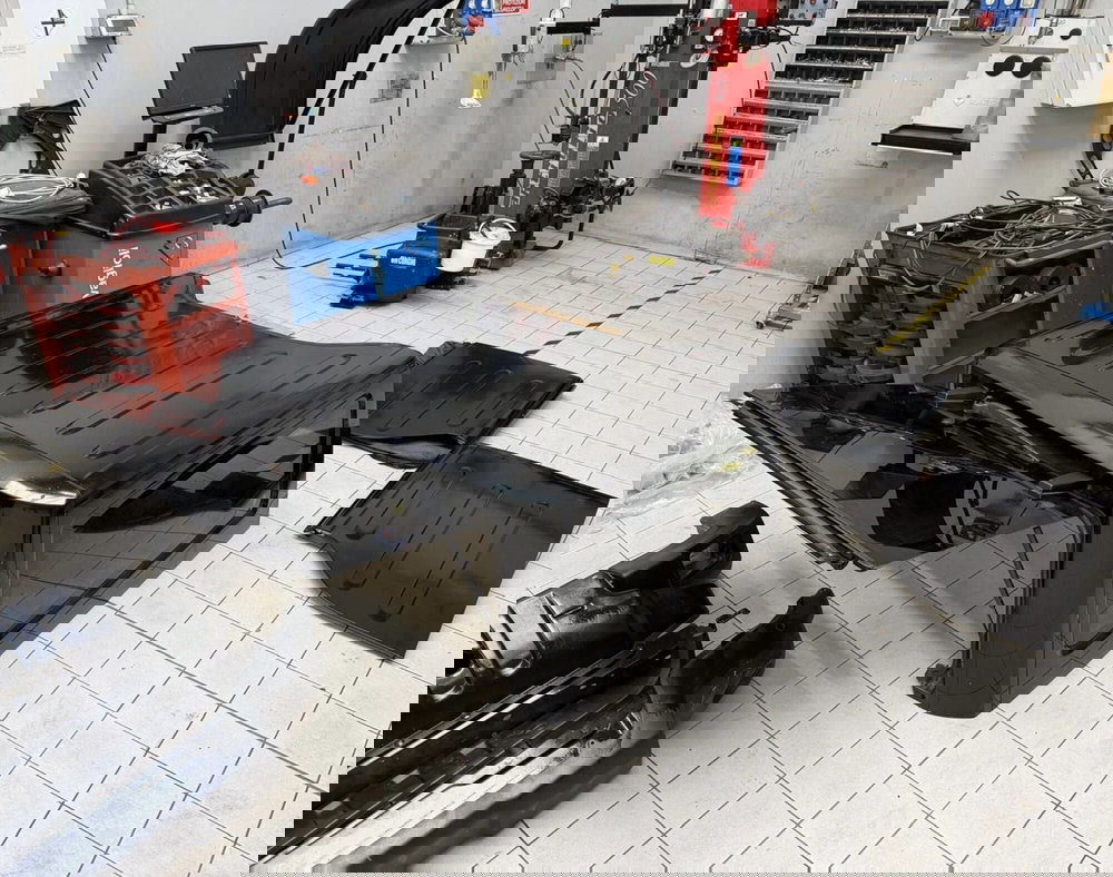 Jeep Wrangler usata a Parma (18)