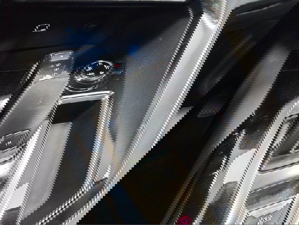 Peugeot 3008 usata a Como (16)