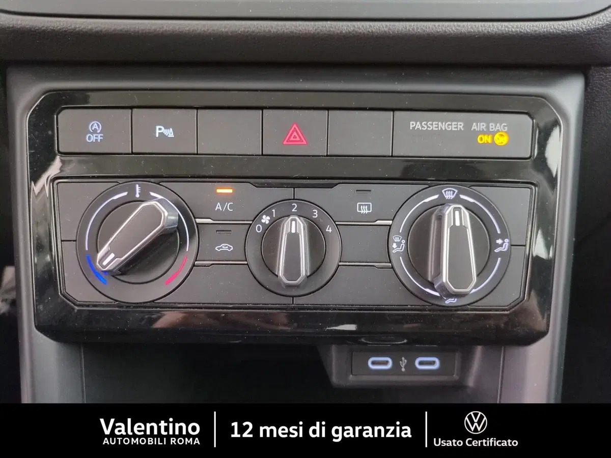 Volkswagen T-Cross usata a Roma (16)