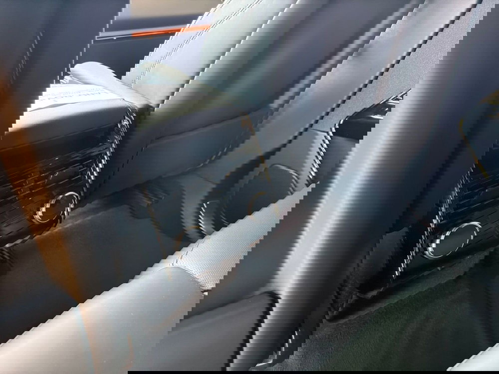 Land Rover Range Rover Sport nuova a Foggia (14)