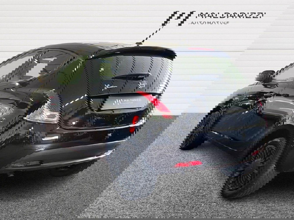 Lancia Ypsilon usata a Lecce (4)