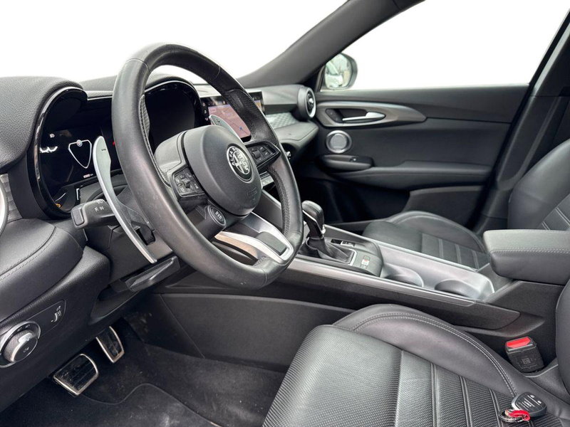 Alfa Romeo Tonale usata a Bari (10)