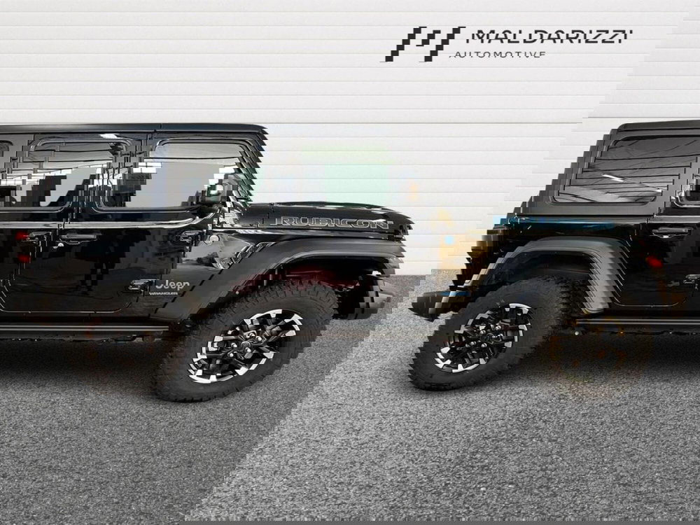 Jeep Wrangler Unlimited usata a Bari (5)