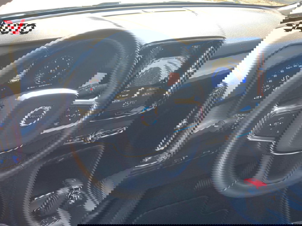 Volvo XC40 usata a Torino (12)