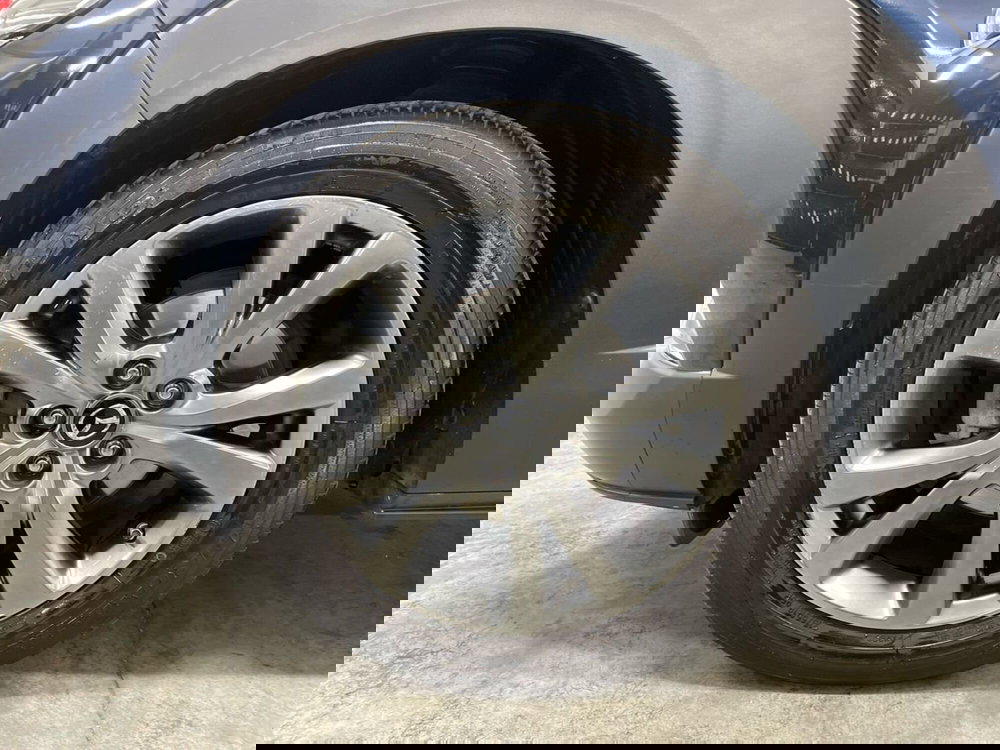 Mazda CX-30 usata a Macerata (8)