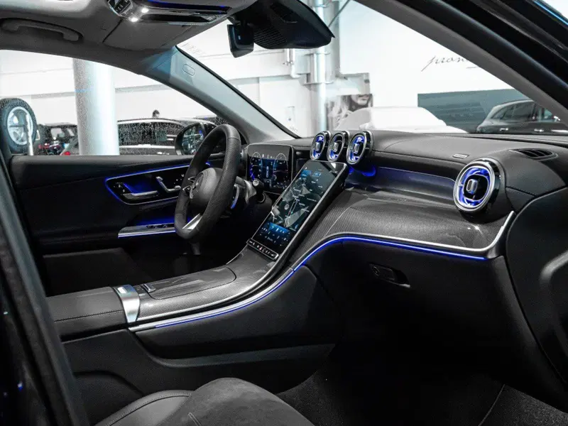 Mercedes-Benz GLC Coupé nuova a Ancona (17)