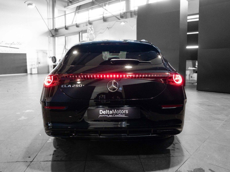 Mercedes-Benz CLA Shooting Brake nuova a Ancona (3)