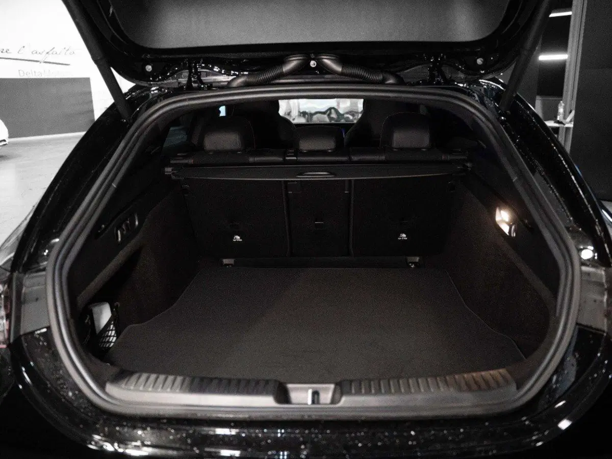 Mercedes-Benz CLA Shooting Brake nuova a Ancona (9)