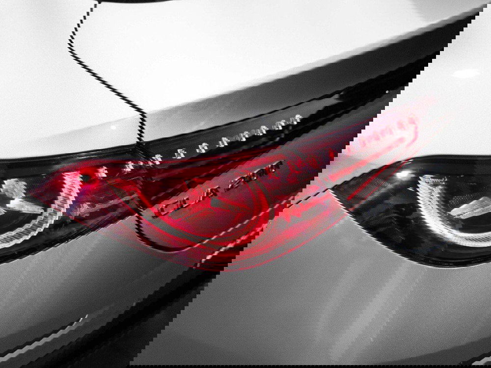 Mercedes-Benz CLA EQ nuova a Ancona (8)