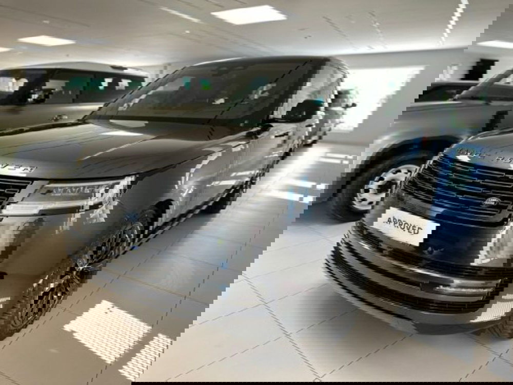 Land Rover Range Rover nuova a Modena (12)