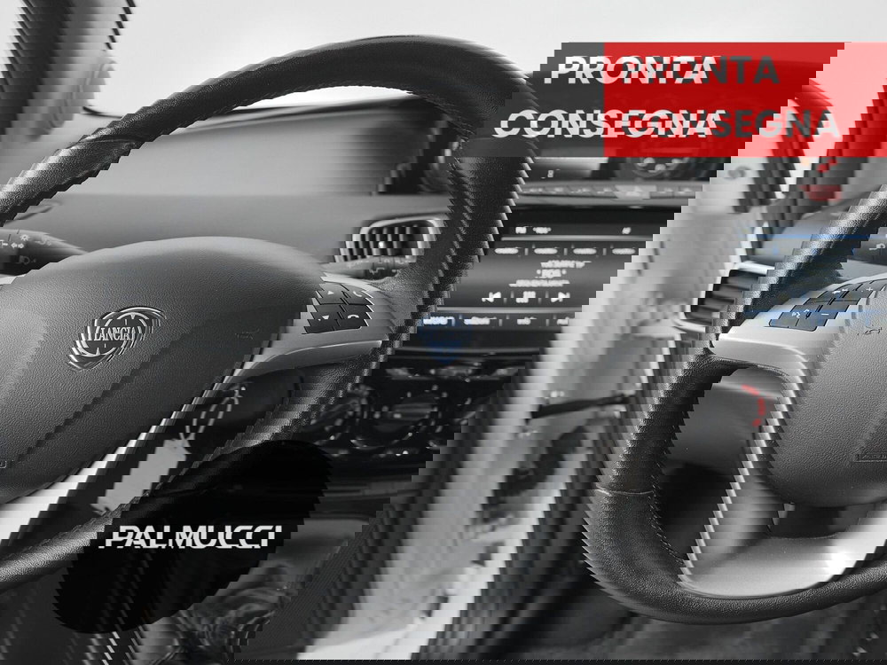 Lancia Ypsilon usata a Prato (17)