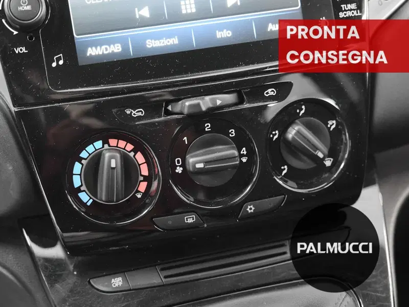 Lancia Ypsilon usata a Prato (11)