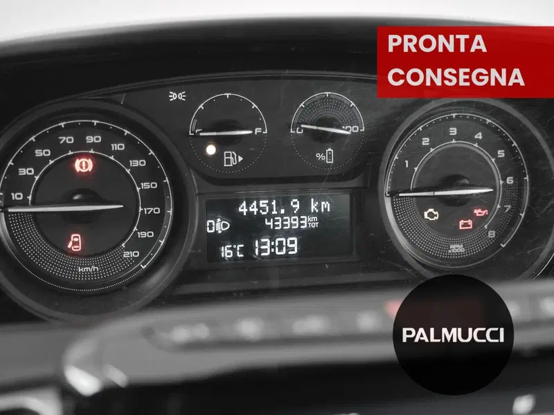 Lancia Ypsilon usata a Prato (14)