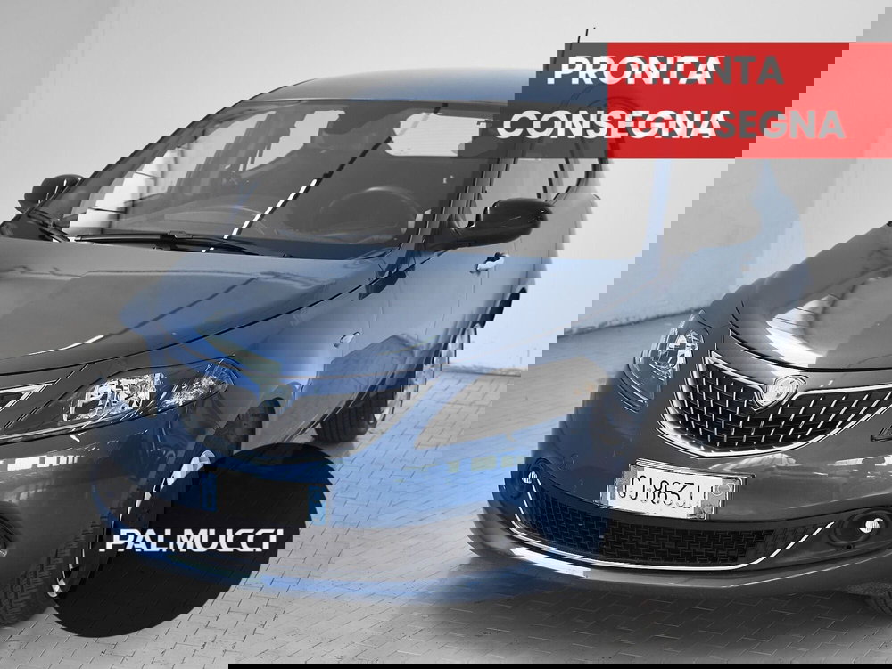 Lancia Ypsilon usata a Prato