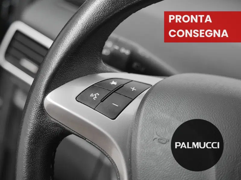 Lancia Ypsilon usata a Prato (11)