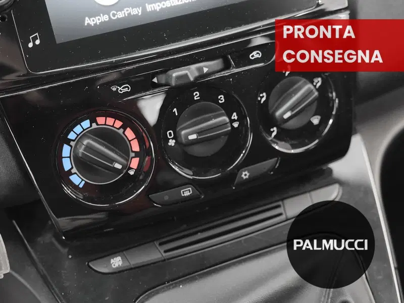Lancia Ypsilon usata a Prato (12)