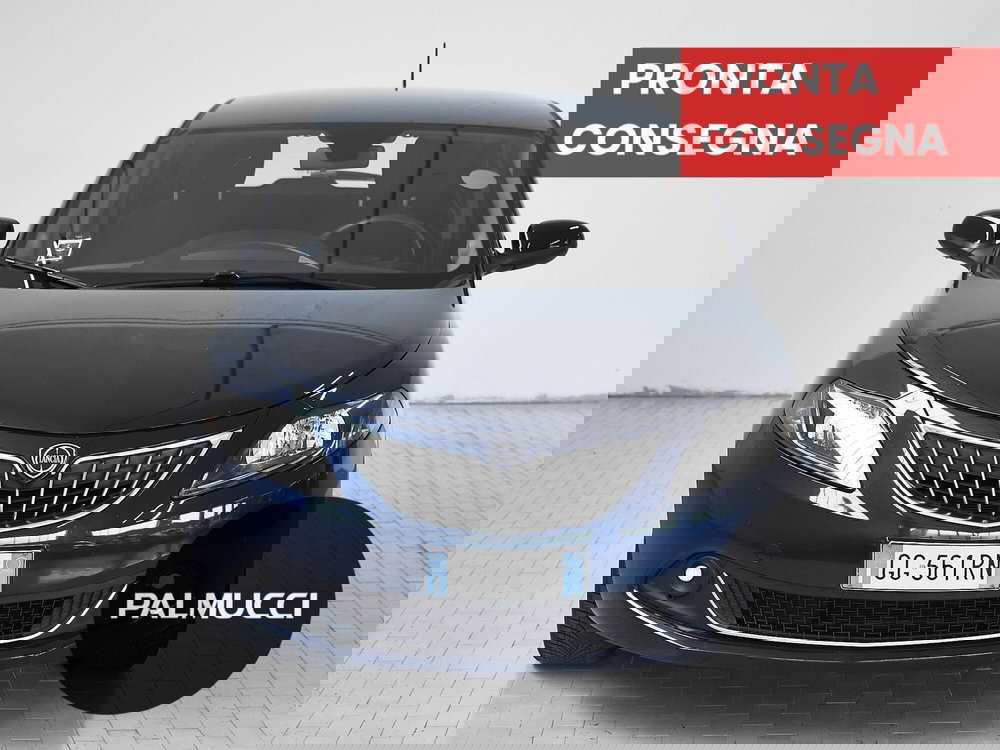 Lancia Ypsilon usata a Prato (2)