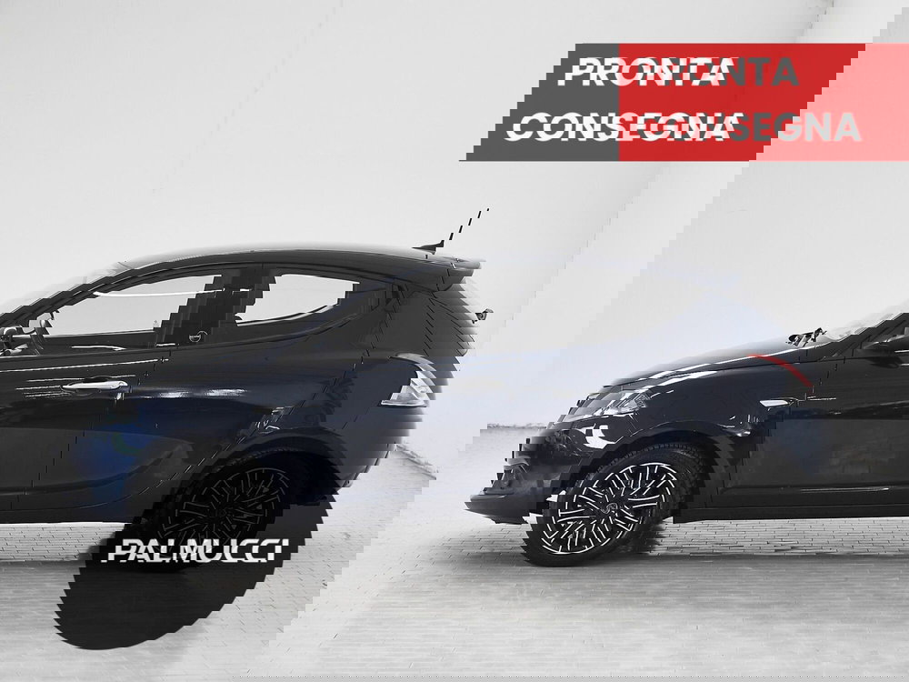 Lancia Ypsilon usata a Prato (4)