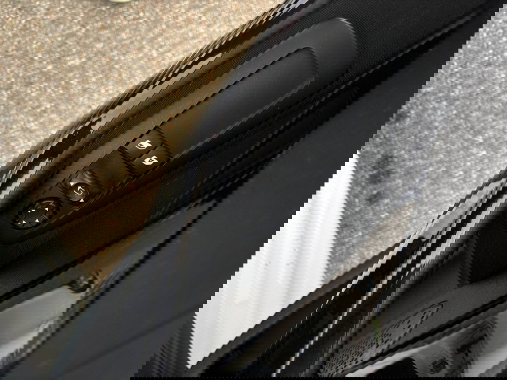 Peugeot 208 usata a Vercelli (10)