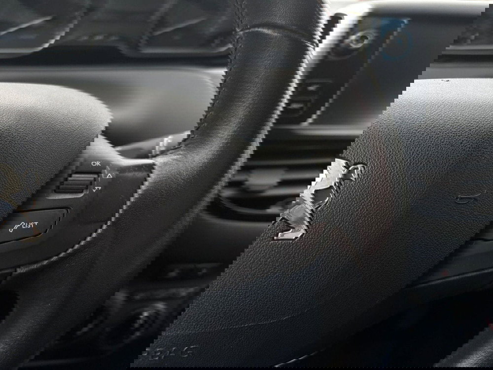 Peugeot 208 usata a Vercelli (11)