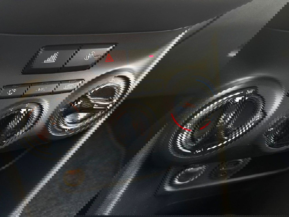 Peugeot 208 usata a Vercelli (15)