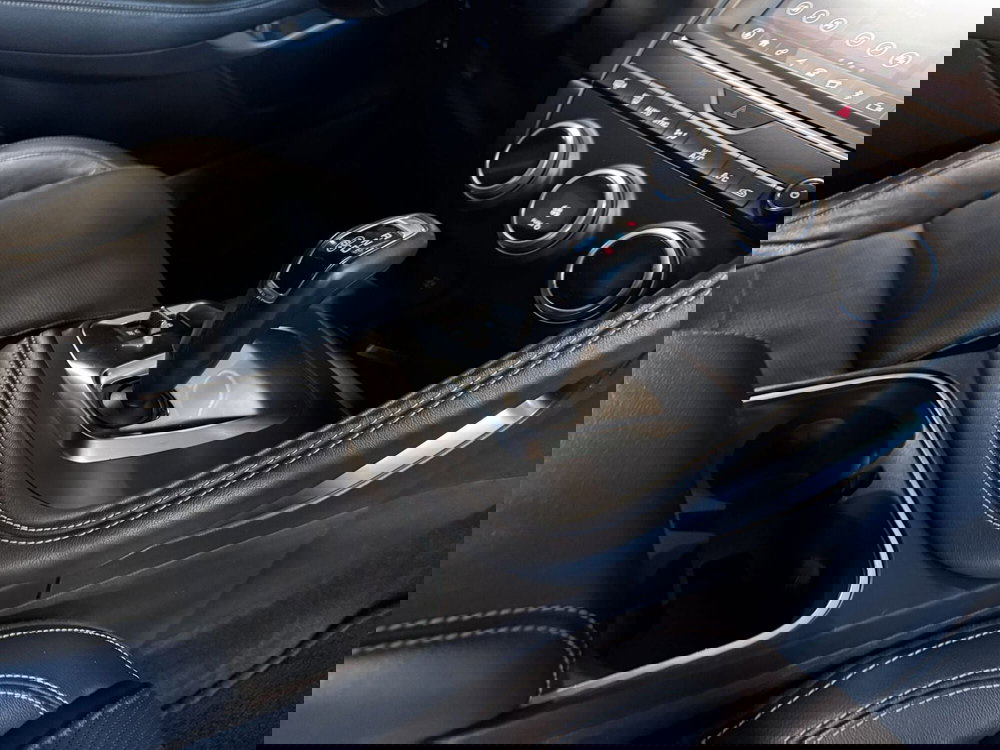 Jaguar E-Pace usata a Messina (14)