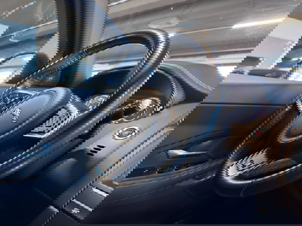 Jaguar E-Pace usata a Messina (15)