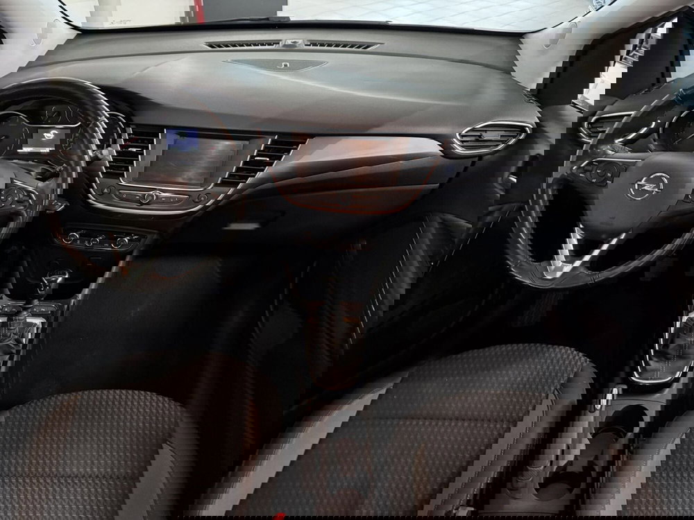 Opel Crossland X usata a Messina (11)