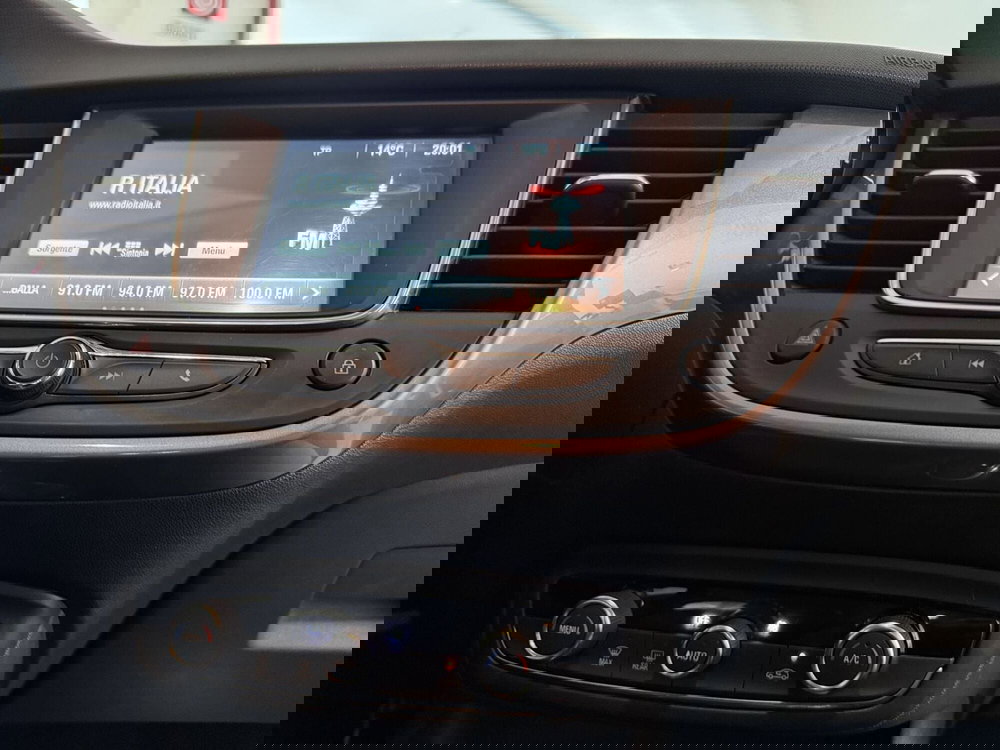 Opel Crossland X usata a Messina (12)