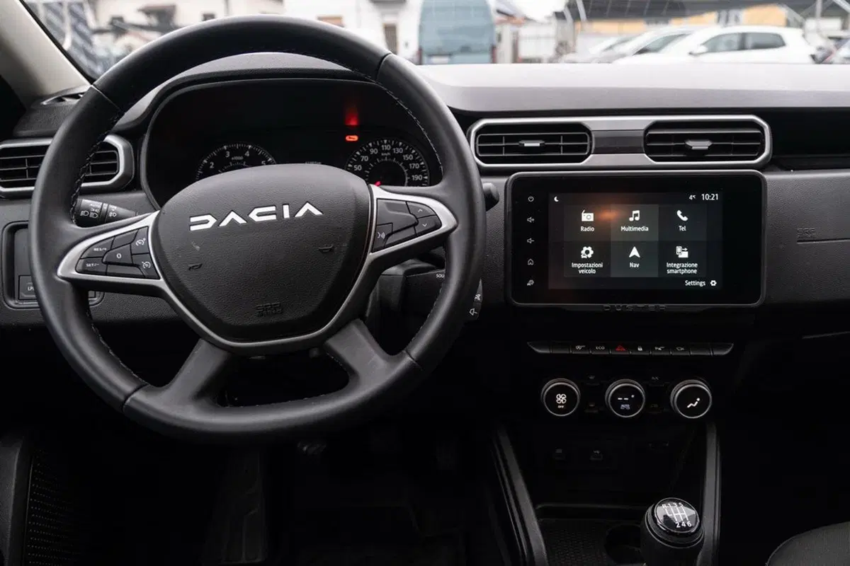 Dacia Duster usata a Pavia (19)