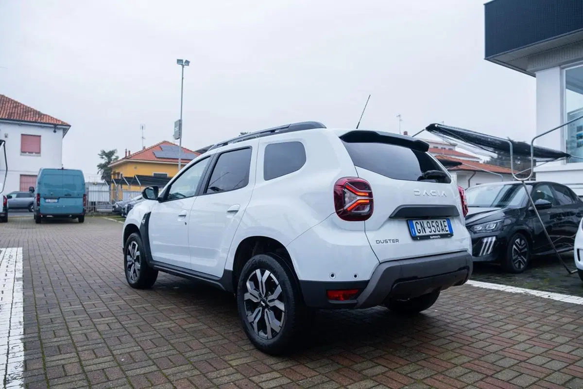 Dacia Duster usata a Pavia (5)