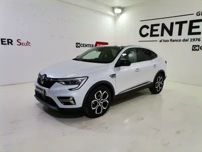 Renault Arkana E-Tech 145 CV Intens del 2021 usata a Salerno