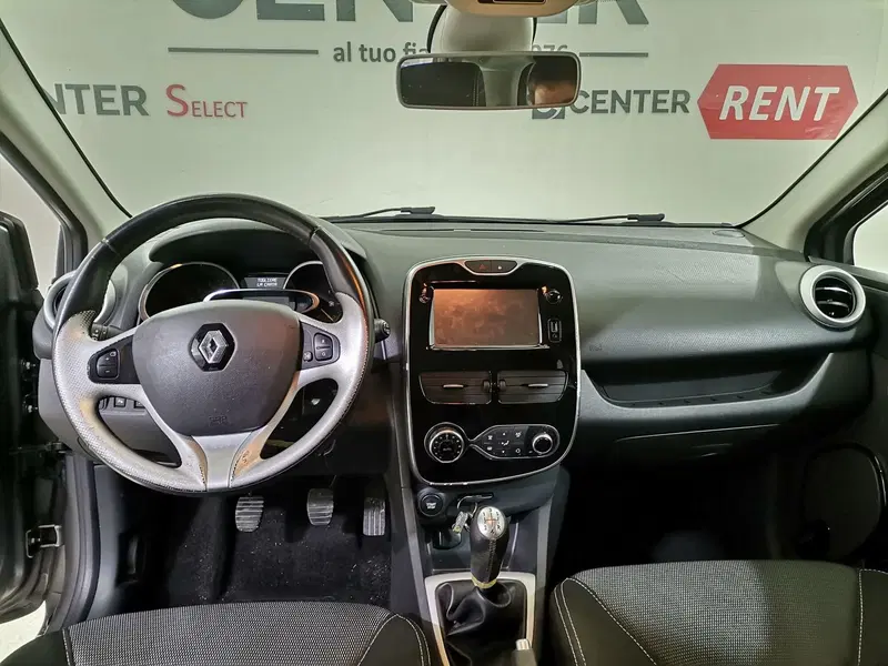 Renault Clio Sporter usata a Salerno (7)