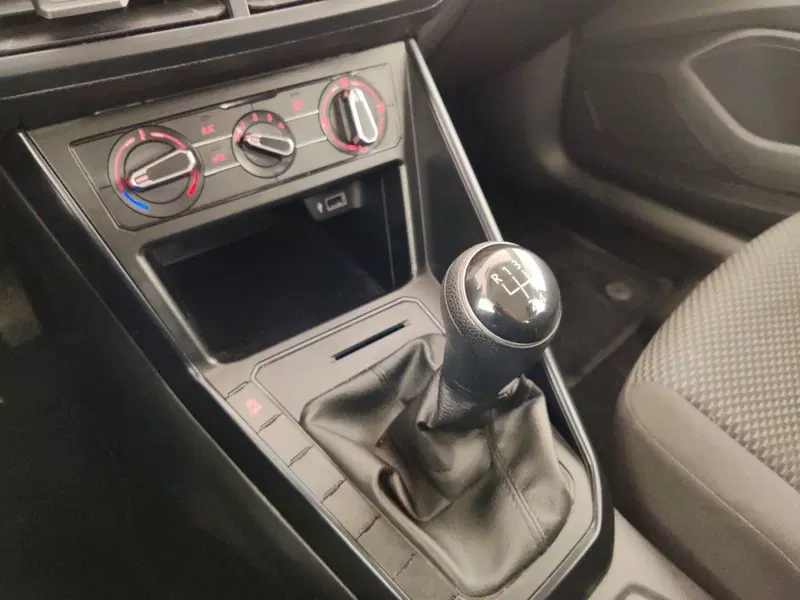 Volkswagen Polo usata a Massa-Carrara (11)