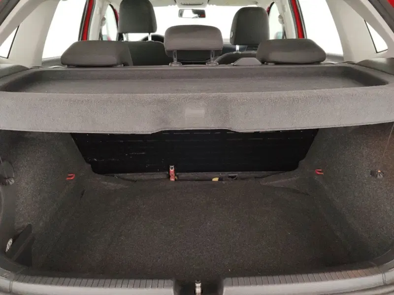 Volkswagen Polo usata a Massa-Carrara (15)