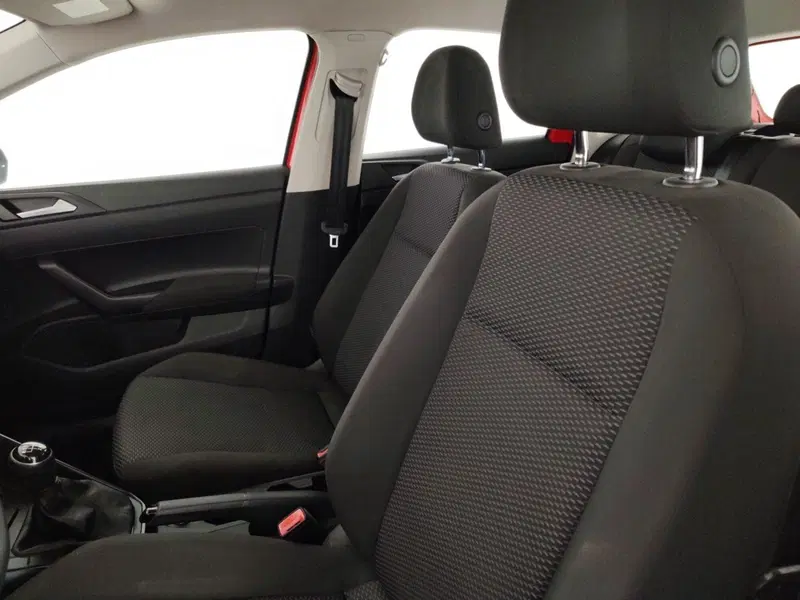 Volkswagen Polo usata a Massa-Carrara (9)