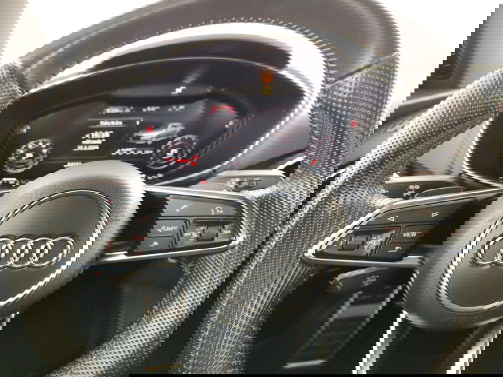 Audi TT Coupé usata a Massa-Carrara (13)