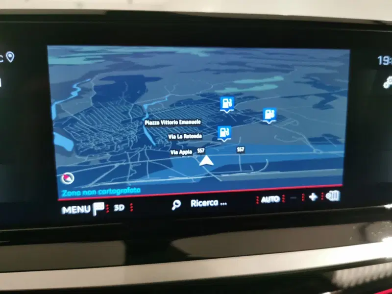 Peugeot 2008 usata a Taranto (17)