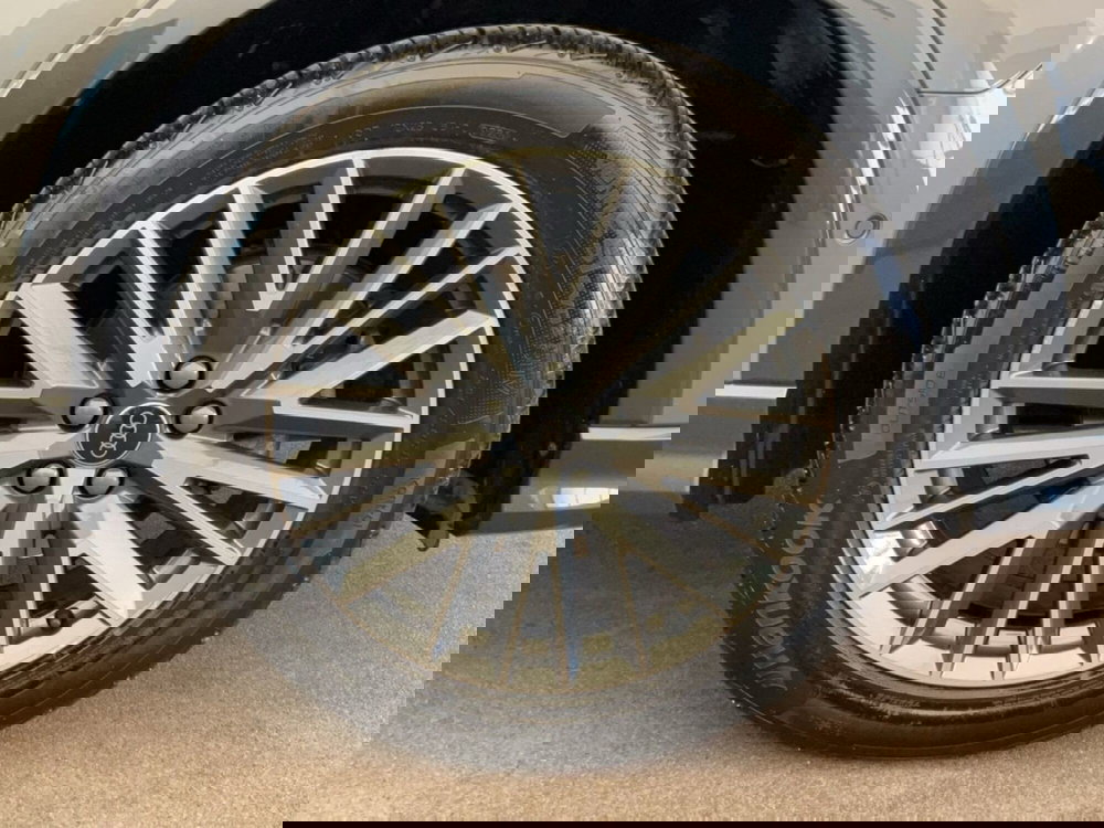 Audi Q3 Sportback usata a Caserta (14)