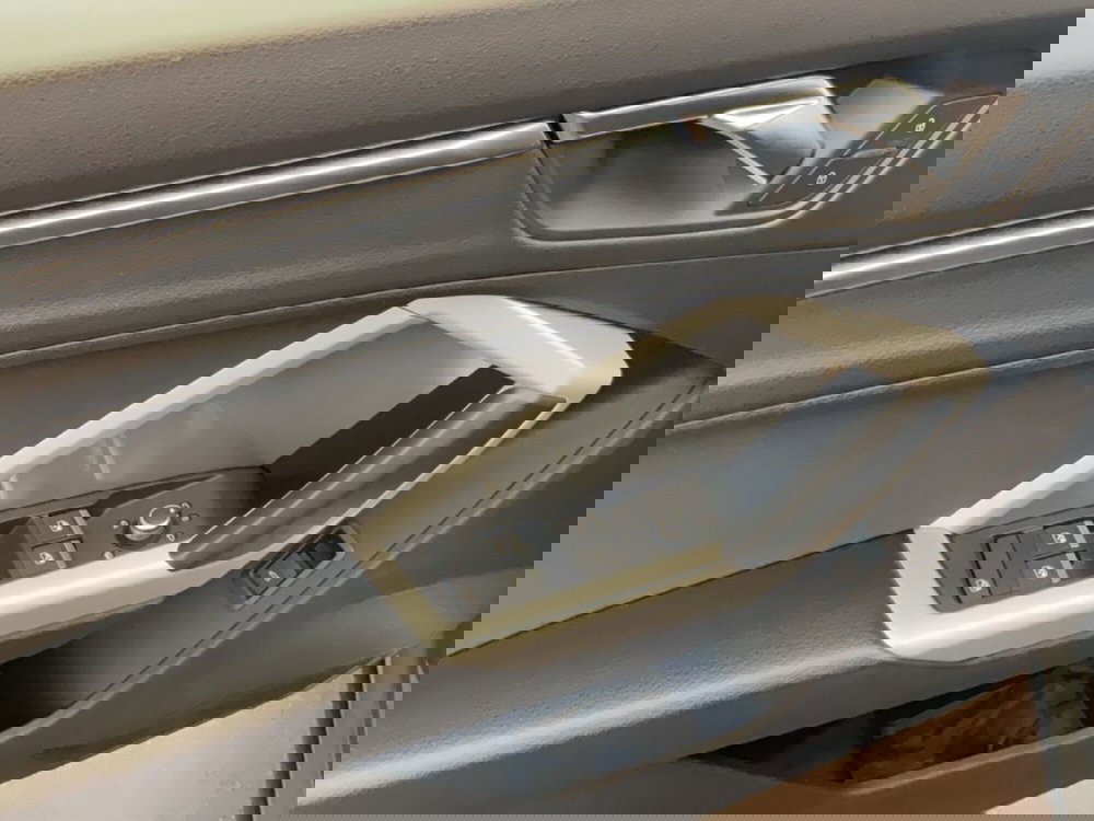 Audi Q3 Sportback usata a Caserta (19)