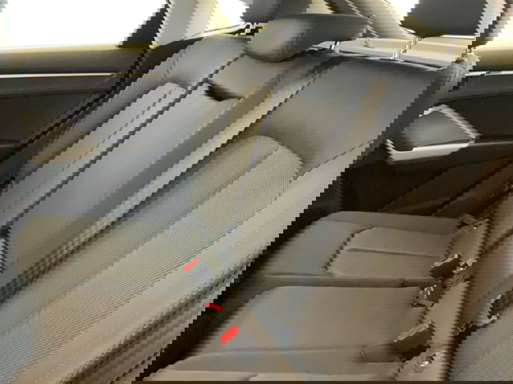 Audi Q3 Sportback usata a Caserta (8)