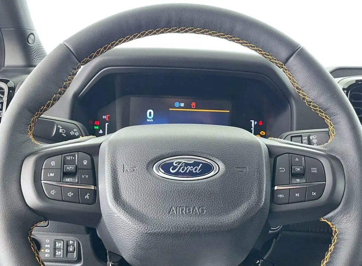 Ford Ranger Pick-up nuova a Perugia (17)