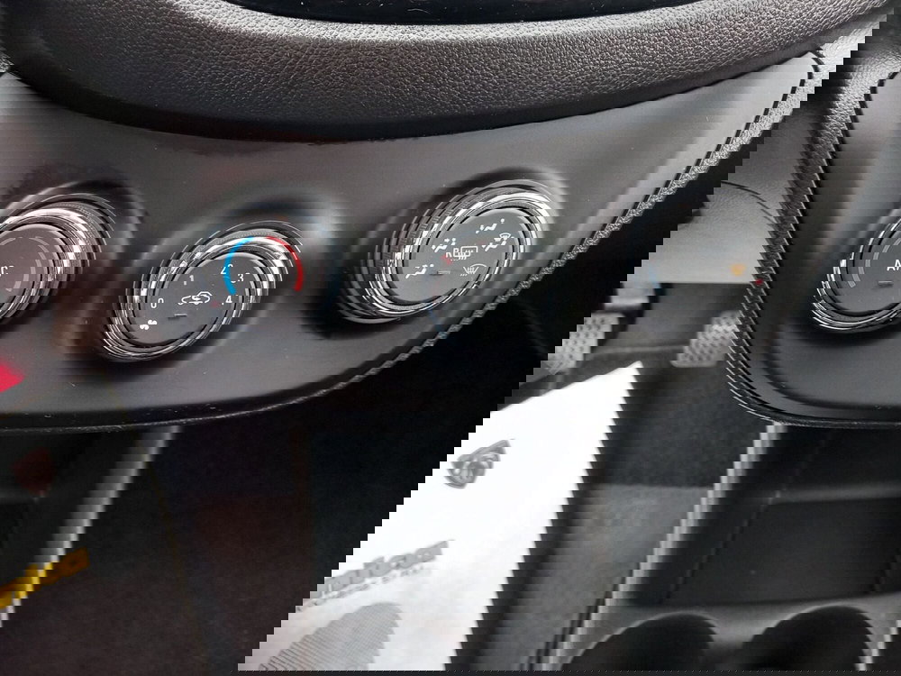 Opel Karl usata a Lucca (17)