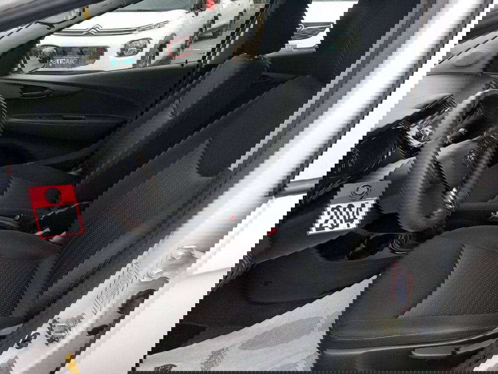 Opel Karl usata a Lucca (9)