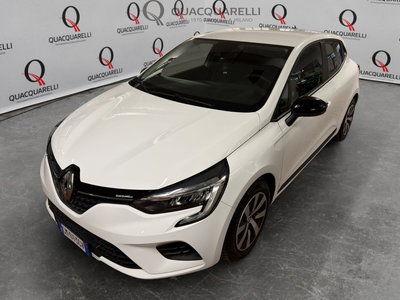 Renault Clio Full Hybrid E-Tech 140 CV 5 porte E-Tech del 2022 usata a Milano