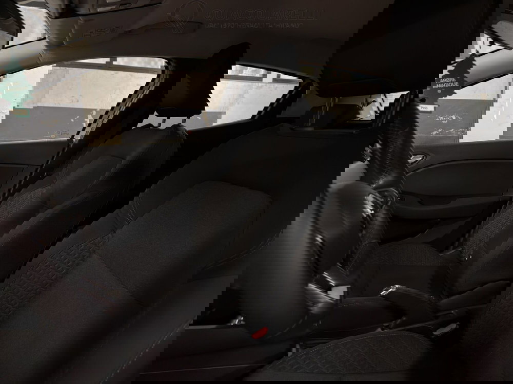 Renault Clio usata a Milano (14)