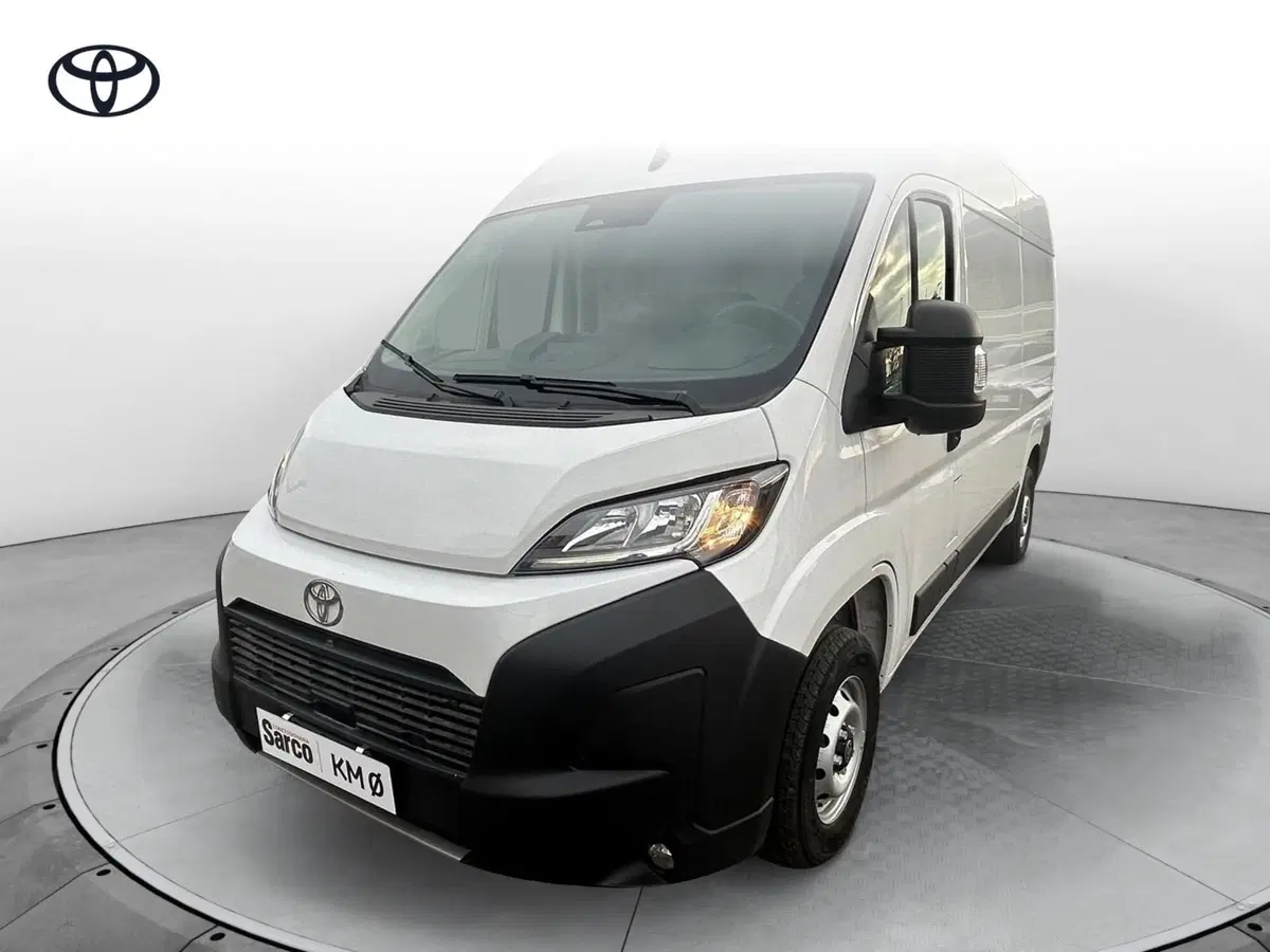 Toyota Proace Max Furgone nuova a Bergamo