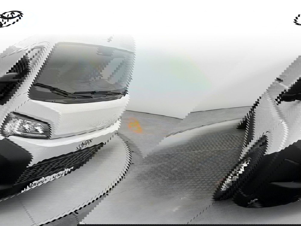 Toyota Proace Max Furgone nuova a Bergamo (20)