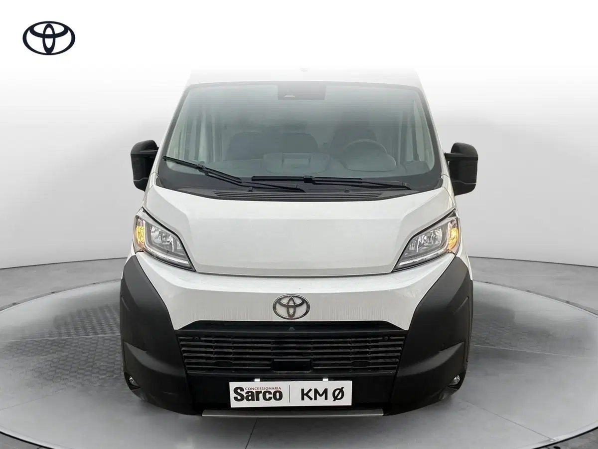 Toyota Proace Max Furgone nuova a Bergamo (5)
